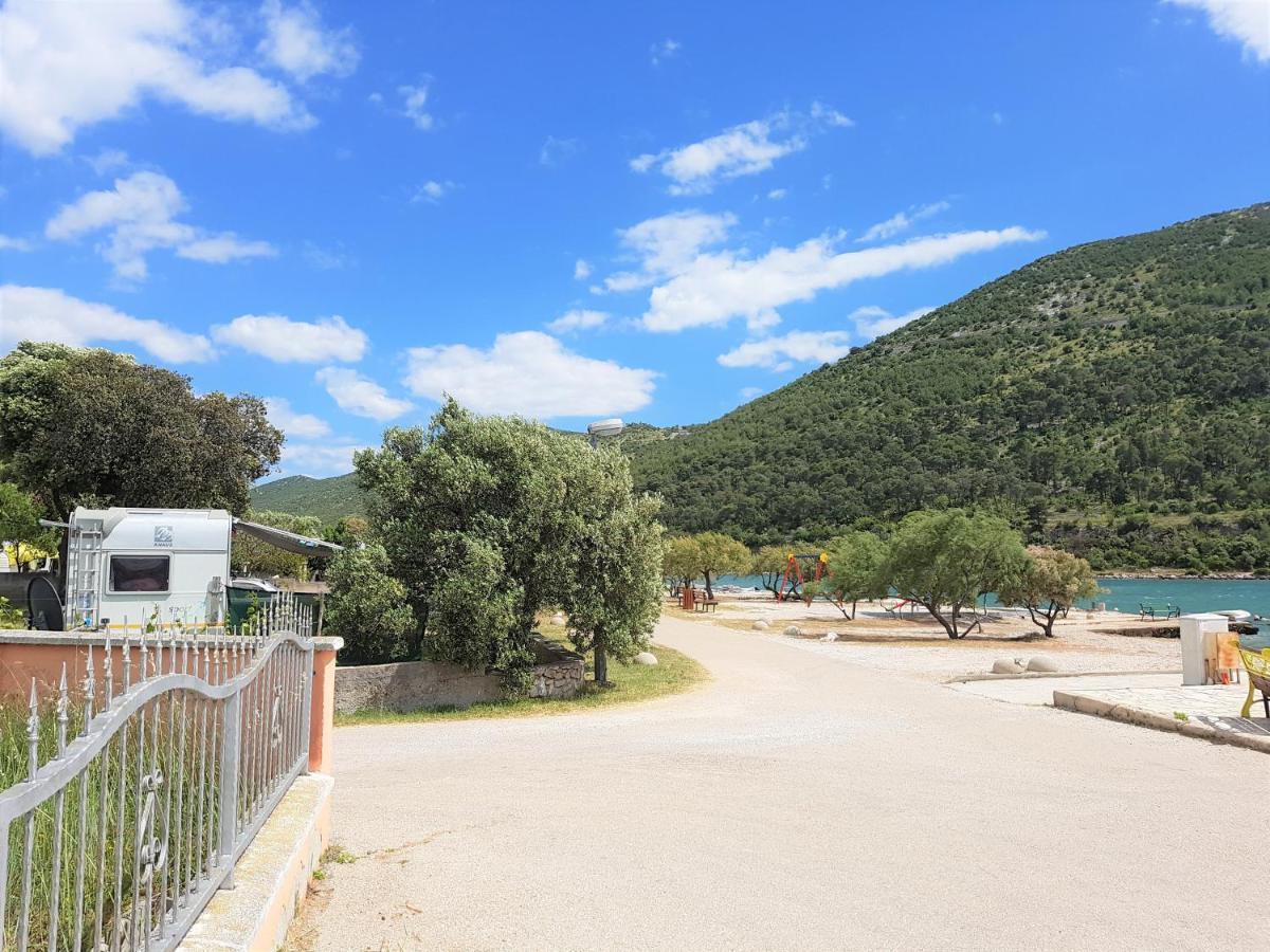 Auto Camp On The Beach - Grebaštica Екстериор снимка